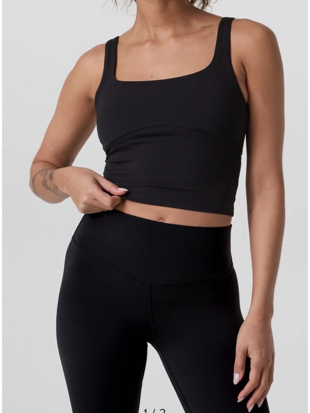 NWOT Vuori AllTheForm Support Tank Size M